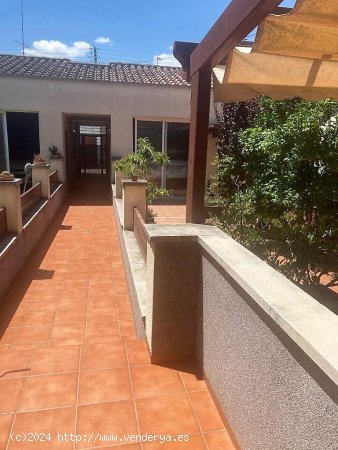 Unifamiliar adosada en venta  en Sant Pere Molanta - Barcelona