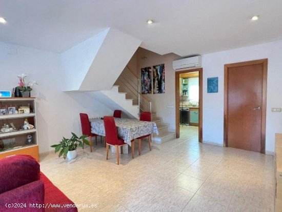 Unifamiliar adosada en venta  en Sant Pere Molanta - Barcelona