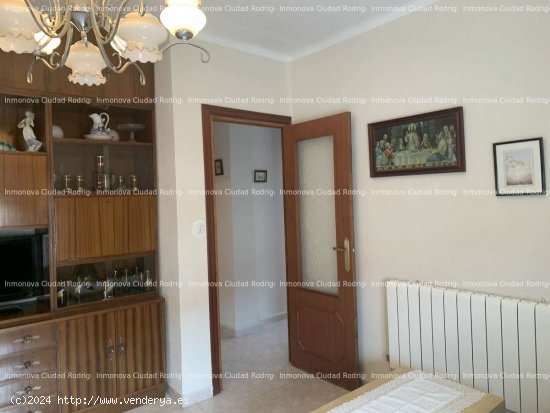 VIVIENDA INDIVIDUAL MUY BIEN SITUADA CON PATIO - Ciudad Rodrigo