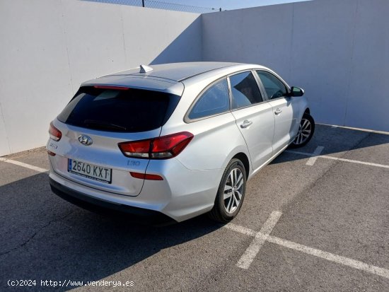 Hyundai i30 SW  1.6 CRDi 85kW 116CV Go Plus 5p. - Utrera