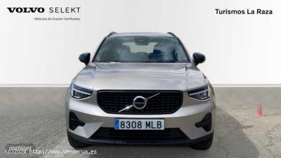 Volvo XC40 XC40 Plus, B3 mild hybrid, Gasolina, Dark de 2023 con 28.038 Km por 36.900 EUR. en Sevill