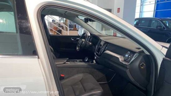 Volvo XC 60 XC60 B4 (D4) AWD Business Plus Automatico de 2019 con 67.529 Km por 36.500 EUR. en Guipu