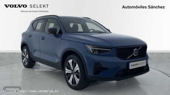 Volvo XC40 1.5 T4 PHEV RECHARGE PLUS DARK DCT 211 5P AUTOMATICO de 2023 con 8.871 Km por 49.900 EUR.