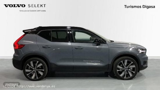 Volvo XC40 XC40 RECHARGE PRO, RECHARGE TWIN ELECTRICO PURO CON TECHO SOLAR. de 2022 con 8.315 Km por