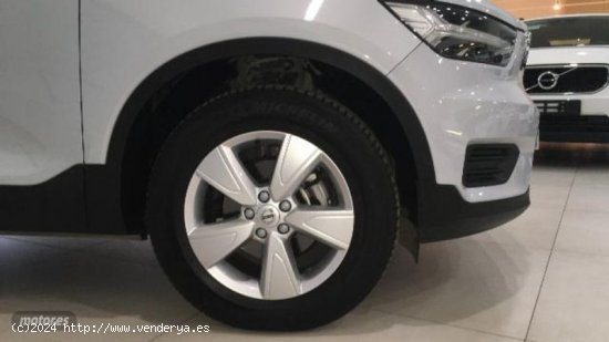 Volvo XC40 1.5 T3 MOMENTUM 5P de 2019 con 53.777 Km por 28.500 EUR. en Alicante