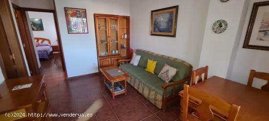 Apartamento de 2 dormitorios, playa La Barrosa - CADIZ