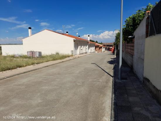 Urbis te ofrece una parcela en venta en Doñinos de Salamanca, Salamanca. - SALAMANCA