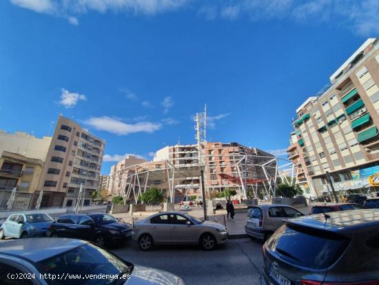 ALQUILER LOCAL COMERCIAL EN EL BARRIO - ALICANTE