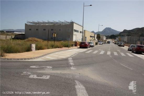 TERRENO URBANO INDUSTRIAL EN ELDA - ALICANTE