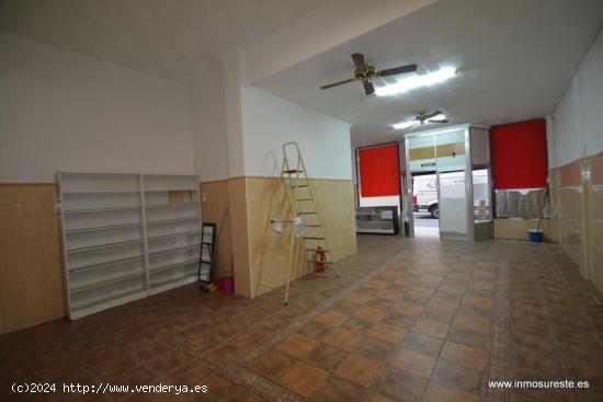 Local comercial en Orihuela zona céntrica cerca del Colegio Santo Domingo. 121 m2. construidos. - A