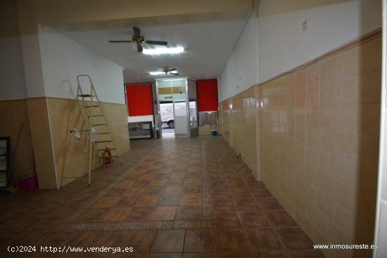 Local comercial en Orihuela zona céntrica cerca del Colegio Santo Domingo. 121 m2. construidos. - A