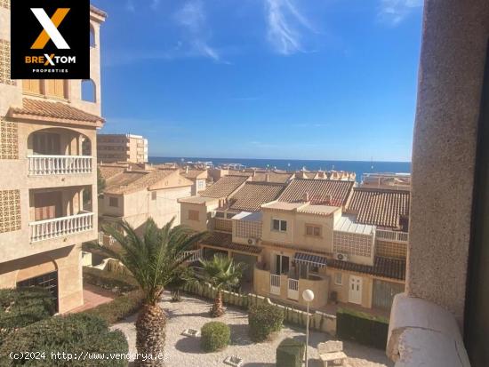  ESTUPENDA VIVIENDA CON VISTAS AL MAR EN CABO MAR - ALICANTE 