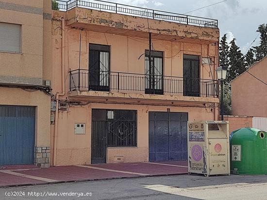 Edificio en venta en el centro de Librilla - MURCIA