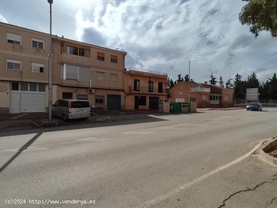 Edificio en venta en el centro de Librilla - MURCIA