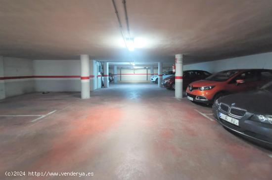 PLAZA DE PARKING EN VENTA EN Pau Font de Rubinat de Reus a tocar de Av. Països Catalans - TARRAGONA