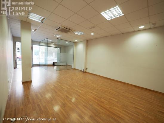 Espectacular local comercial en alquiler en calle Socuellamos, listo para entrar por solo 650 € - 