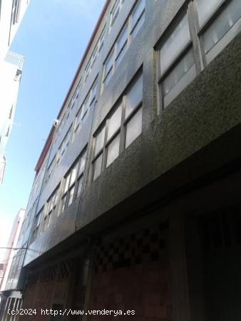  Edificio en Malpica - A CORUÑA 