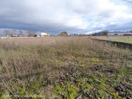  FINCAS URBANAS EN DEHESAS - LEON 