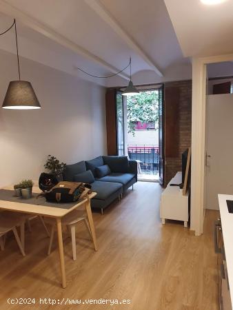  Apartamento totalmente equipado a unos pasos del metro Poblenou - BARCELONA 