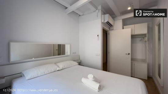 Bonito apartamento de 2 dormitorios junto a Las Ramblas, Barcelona - BARCELONA