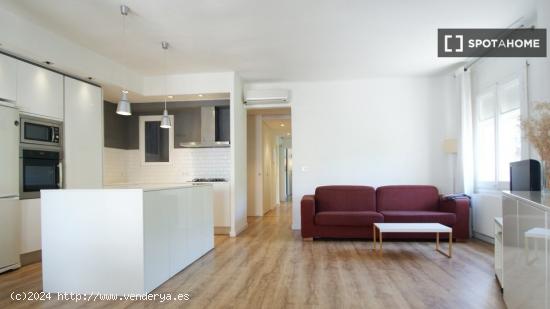 Apartamento entero de 2 dormitorios en Barcelona. - BARCELONA