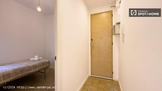 Apartamento entero de 2 dormitorios en Barcelona. - BARCELONA