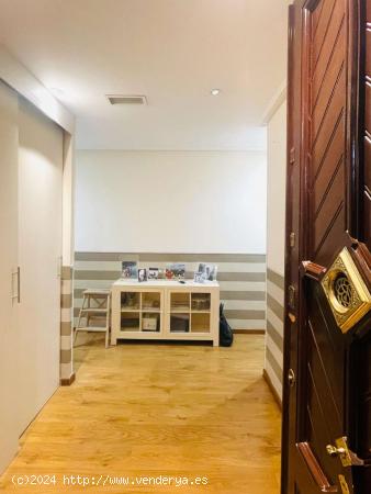 Apartamento entero de 2 dormitorios en Barcelona. - BARCELONA