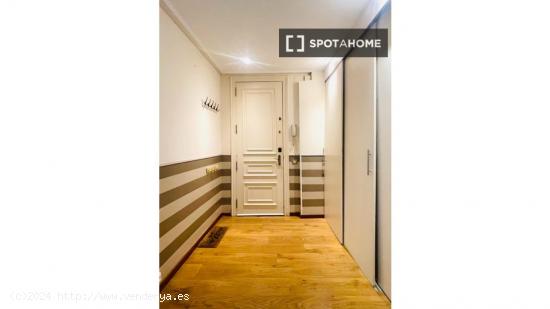 Apartamento entero de 2 dormitorios en Barcelona. - BARCELONA