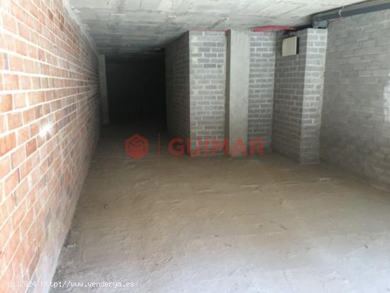 LOCAL COMERCIAL EN VENTA EN CORNELLÀ DE LLOBREGAT - ALMEDA - BARCELONA