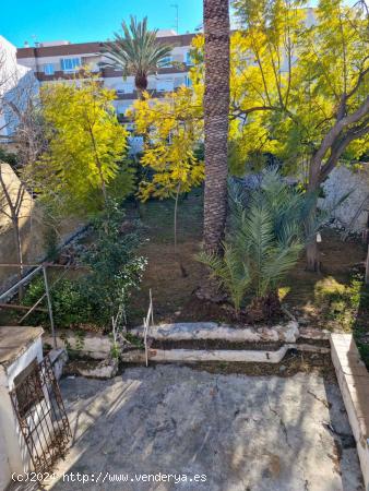 Casa de pueblo para negocio en Alfaz del Pi - ALICANTE