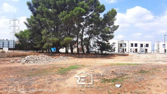 SE VENDE PARCELA ZONA TORRE CONILL - VALENCIA