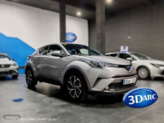 Toyota C-HR 1.8 125H ADVANCE de 2019 con 72.128 Km por 20.900 EUR. en Barcelona