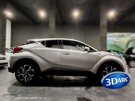 Toyota C-HR 1.8 125H ADVANCE de 2019 con 72.128 Km por 20.900 EUR. en Barcelona