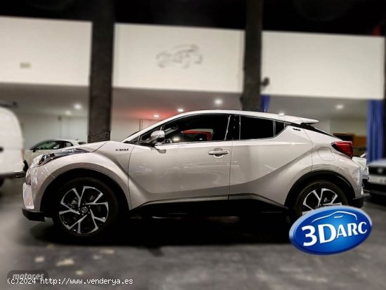 Toyota C-HR 1.8 125H ADVANCE de 2019 con 72.128 Km por 20.900 EUR. en Barcelona