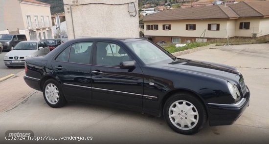 Mercedes Clase E E 280 Classic de 1996 con 163.510 Km por 4.900 EUR. en Madrid