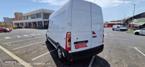 Renault Master MASTER FURGON 2.2 110 CV dCi de 2015 con 134.109 Km por 16.500 EUR. en Tenerife