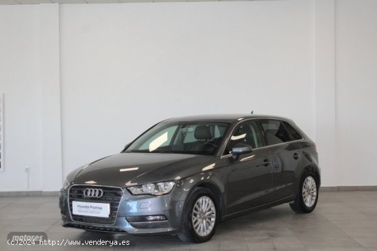 Audi A3 1.6 TDI SPORTBACK 105CV S-TRONIC ATTRACTED de 2014 con 232.187 Km por 13.500 EUR. en Cadiz