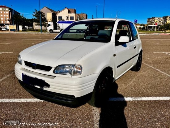 Seat Arosa 1.0 de 1999 con 167.500 Km por 1.700 EUR. en Leon