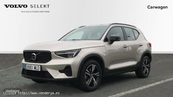 Volvo XC40 XC40 Plus, B3 mild hybrid, Gasolina, Dark de 2023 con 27.755 Km por 37.500 EUR. en Vizcay