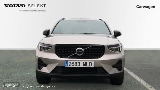 Volvo XC40 XC40 Plus, B3 mild hybrid, Gasolina, Dark de 2023 con 27.755 Km por 37.500 EUR. en Vizcay