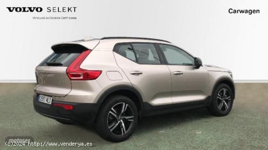 Volvo XC40 XC40 Plus, B3 mild hybrid, Gasolina, Dark de 2023 con 27.755 Km por 37.500 EUR. en Vizcay