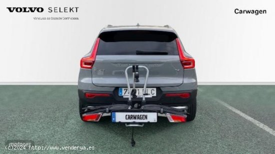 Volvo XC40 XC40 Core, T2 automatico, Gasolina de 2023 con 2 Km por 33.900 EUR. en Vizcaya