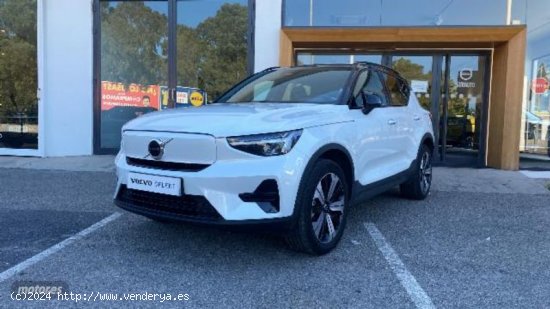 Volvo XC40 RECHARGE TWIN PLUS, ELECTRICO PURO AWD 408 de 2022 con 19.700 Km por 45.900 EUR. en Cadiz