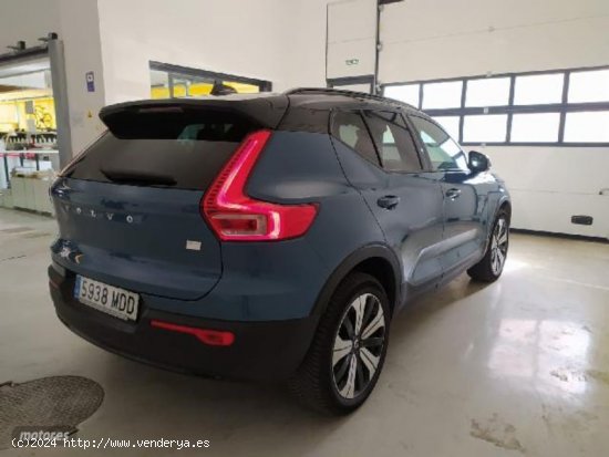 Volvo XC40 RECHARGE TWIN ULTIMATE, ELECTRICO PURO AWD 408 de 2022 con 19.660 Km por 46.500 EUR. en C