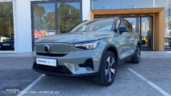 Volvo XC40 RECHARGE TWIN PLUS, ELECTRICO PURO AWD 408 de 2022 con 22.338 Km por 45.900 EUR. en Cadiz