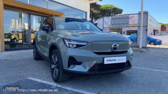 Volvo XC40 RECHARGE TWIN PLUS, ELECTRICO PURO AWD 408 de 2022 con 22.338 Km por 45.900 EUR. en Cadiz