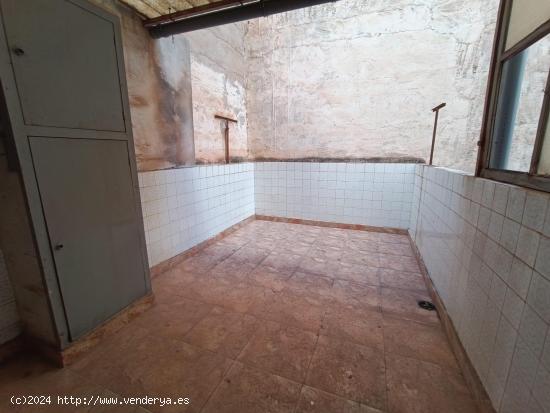  PISO CON ASCENSOR! BALCON , 2 PATIOS! - ALICANTE 