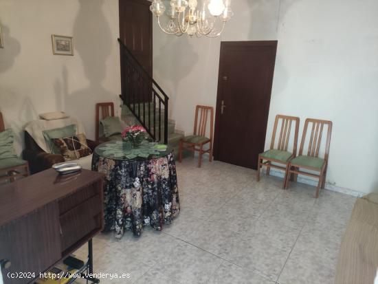 SE VENDE CASA CON TERRENO EN ZARANDONA - MURCIA