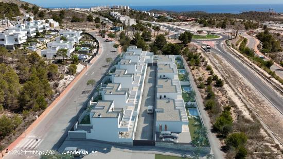 VILLAS DE OBRA NUEVA EN FINESTRAT - ALICANTE