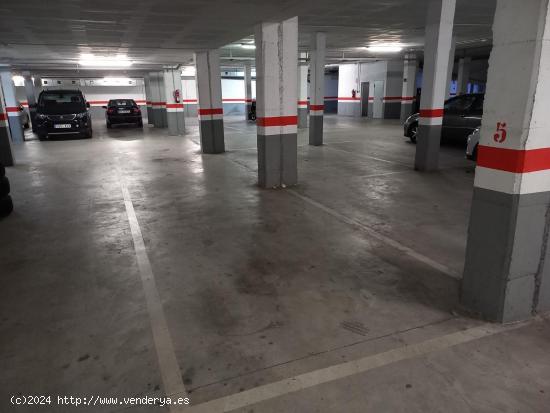 Plaza de parking en venta - BARCELONA